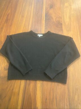 Threads 4 Thought Women's Black Crew Neck Cropped Pullover Sweater Size Small